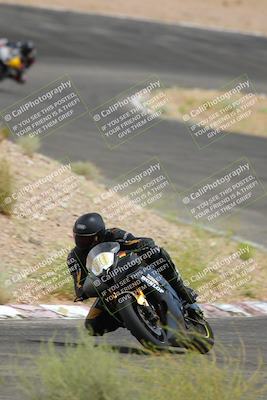 media/Jun-04-2022-WERA (Sat) [[b852bbbd55]]/Race 8 Superbike Expert Novice V7 HW/